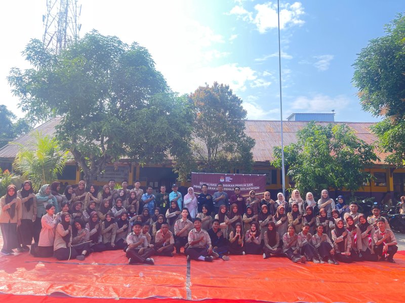SOSIALISASI PENDIDIKAN PEMILIH DAN PDPB DI UPT SMA NEGERI 4 PAREPARE