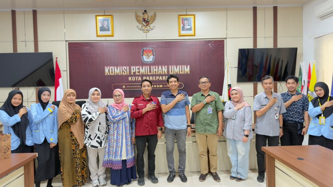 KPU Kota Parepare Lepas Siswa PKL SMK Negeri 1 Parepare